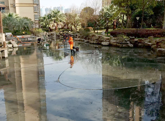 琼结景观池淤泥清理